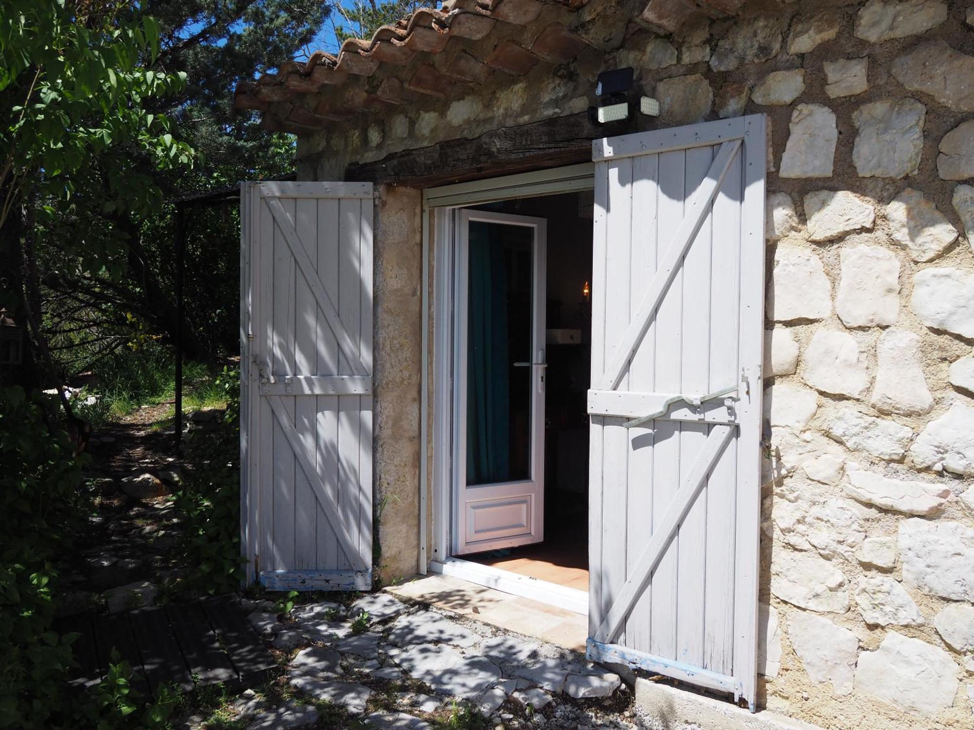 Appartement Chambre Familiale Avec Terrasse Aux Portes Du Verdon à Trigance Extérieur photo